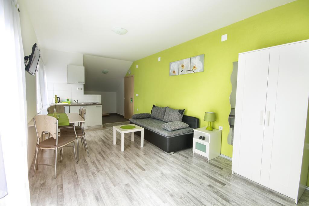 Studio Apartments Ante Rakovica Esterno foto